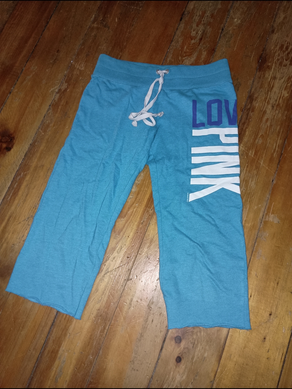 Victoria's Secret PINK Vintage Capris